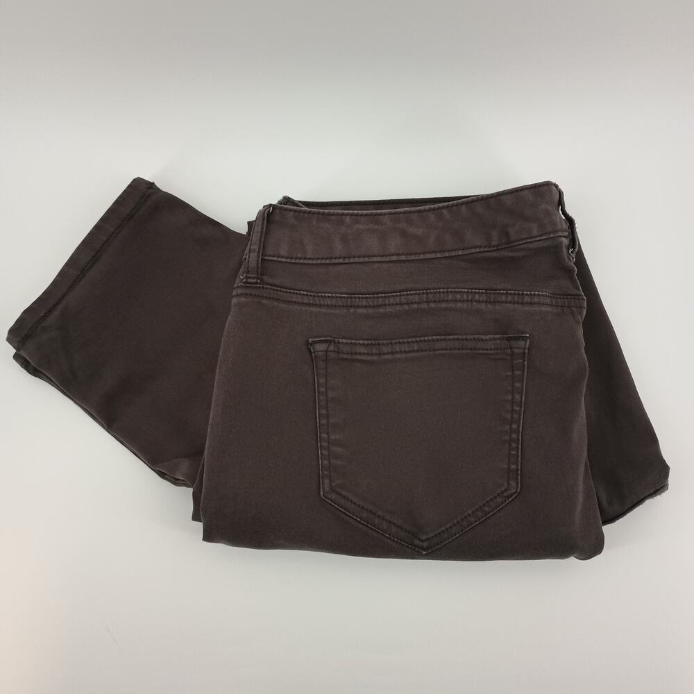 Maurices Grey Stretchy PantsJeans Size 16 Short 3 Pocket‎ soft material slim